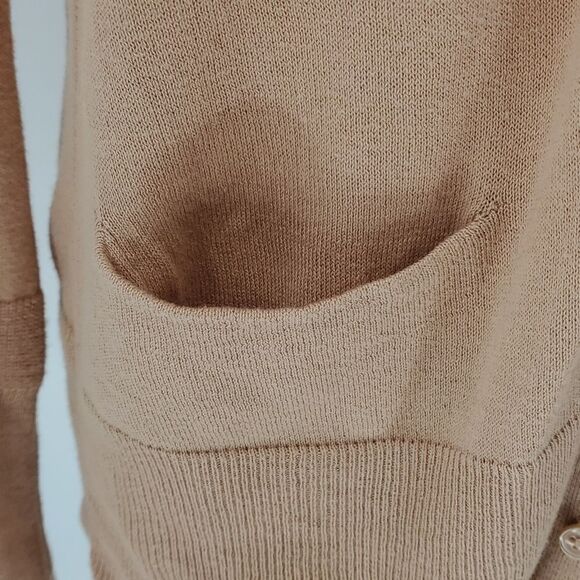 Simply Vera Vera Wang's lightweight sweater. Oversized, small. - Picture 3 of 11